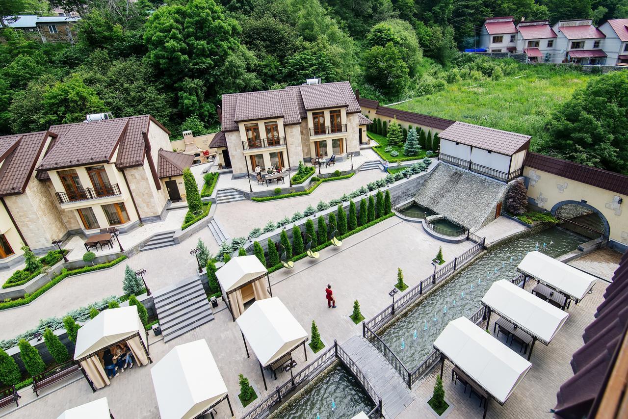 Elegant Hotel & Resort Tsachkadzor Buitenkant foto