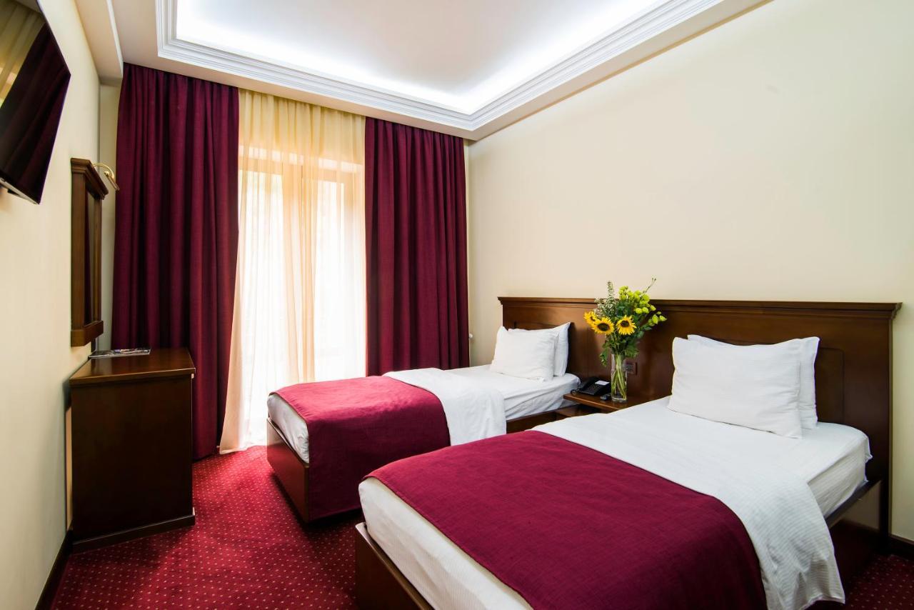 Elegant Hotel & Resort Tsachkadzor Buitenkant foto