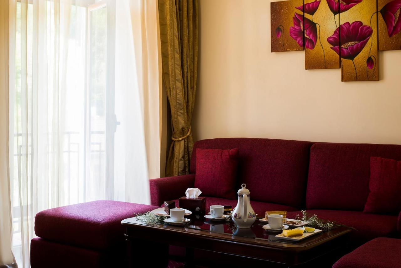 Elegant Hotel & Resort Tsachkadzor Buitenkant foto